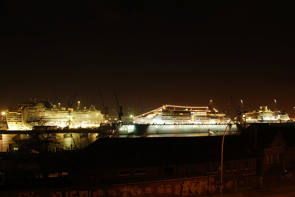 M/S Azura, M/S Europa 2, M/S Rotterdam