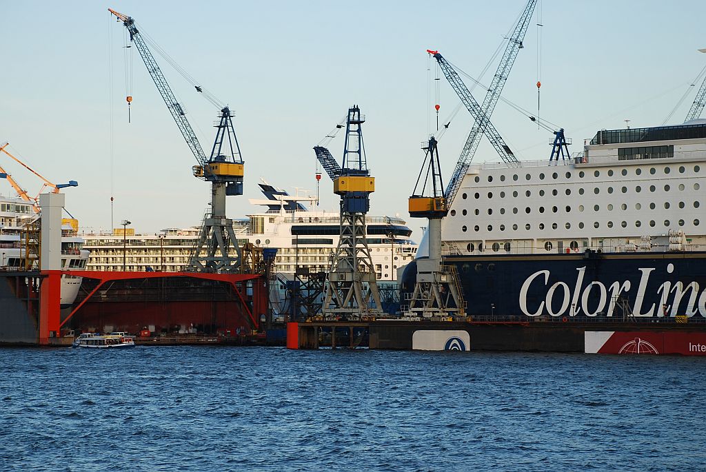 M/S BRAEMAR (1993), GTS CELEBRITY CONSTELLATION (2002) & M/F COLOR MAGIC 