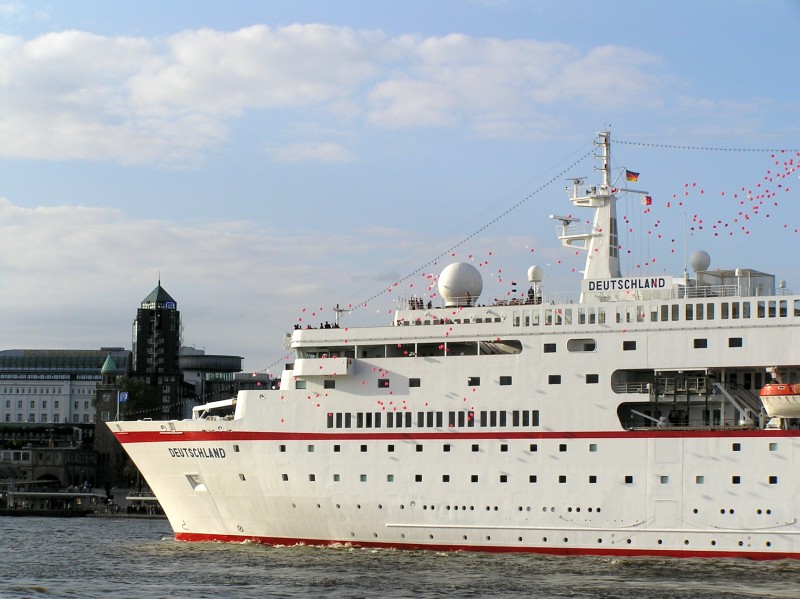 M/S Deutschland (1998)