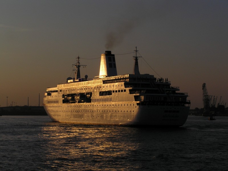 M/S Deutschland (1998)