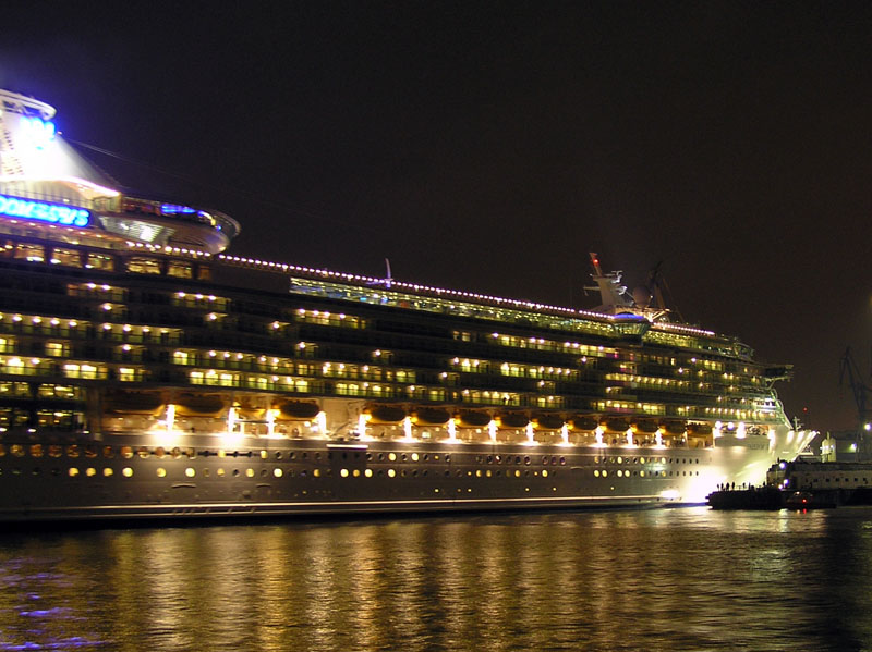 M/S Freedom Of The Seas (2006) -  by Ingo Josten