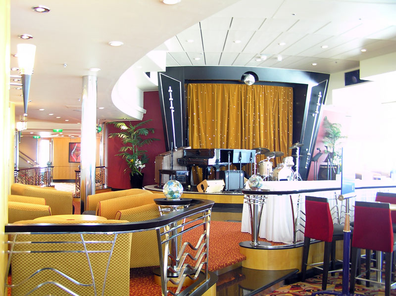 Bar 'Olive Or Twist' - M/S Freedom Of The Seas (2006) -  by Ingo Josten