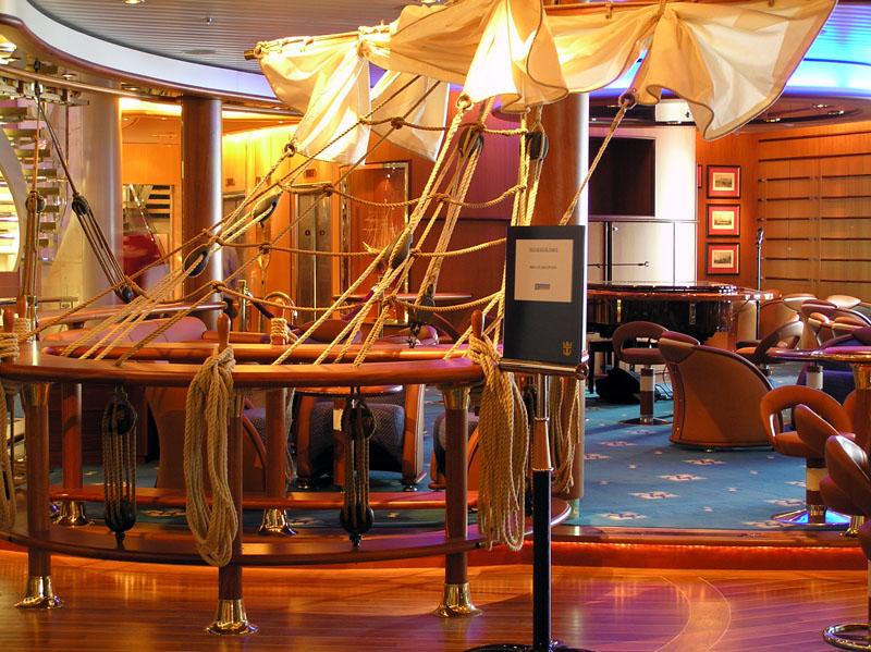 'Schoner Bar' - M/S Freedom Of The Seas (2006) -  by Ingo Josten