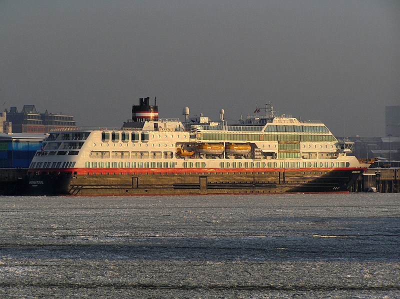 M/S Midnatsol (2003) -  by Ingo Josten