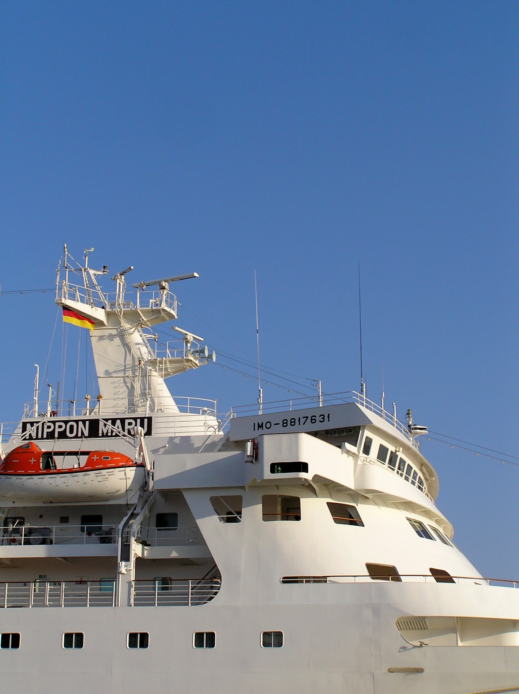 M/S Nippon Maru (1990)