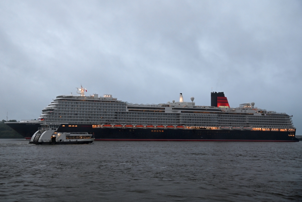 M/S QUEEN ANNE (2024) & M/S WALTERSHOF (2004)