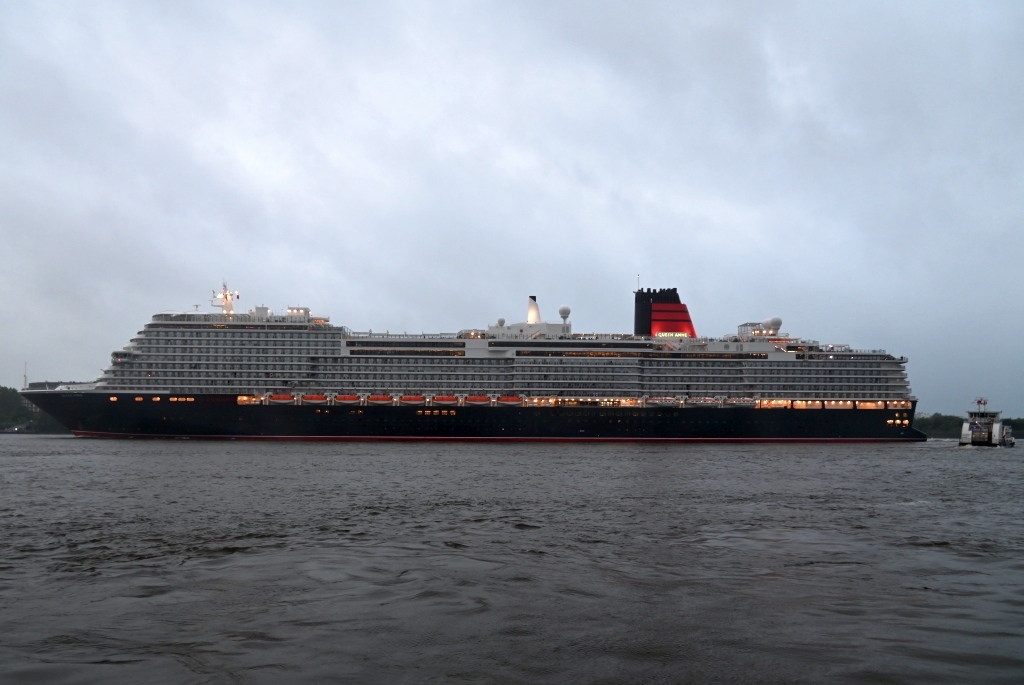 M/S QUEEN ANNE (2024) & M/S WALTERSHOF (2004)