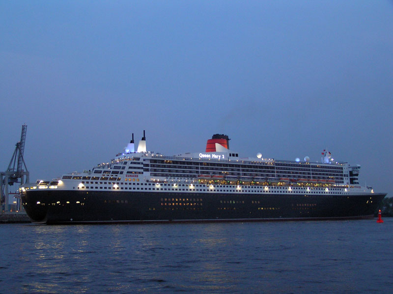 GTS Queen Mary 2 (2003) -  by Ingo Josten